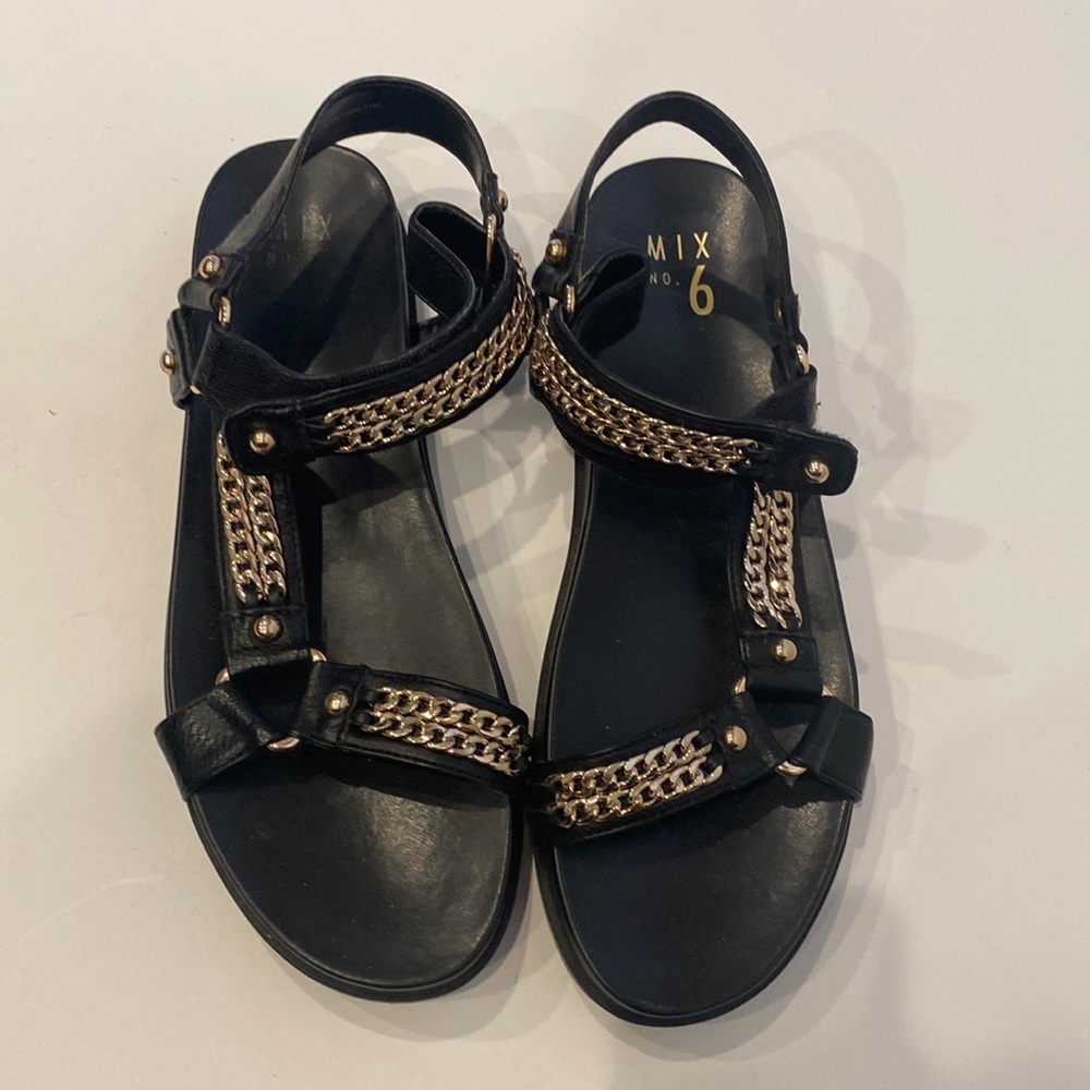 Mix No. 6 Xanna Black Strappy Sandal Velcro EUC Sz 11M Metal Chain/Stud Accents